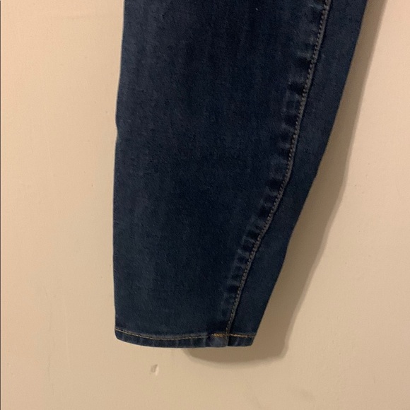 American Eagle Outfitters Women's Blue Distressed Jeans - Picture 8 of 16